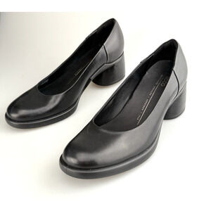 ECCO Leather Black Block-Heeled Pump Women’s Size 39 EU 8/8.5 US Sculpted LX 35